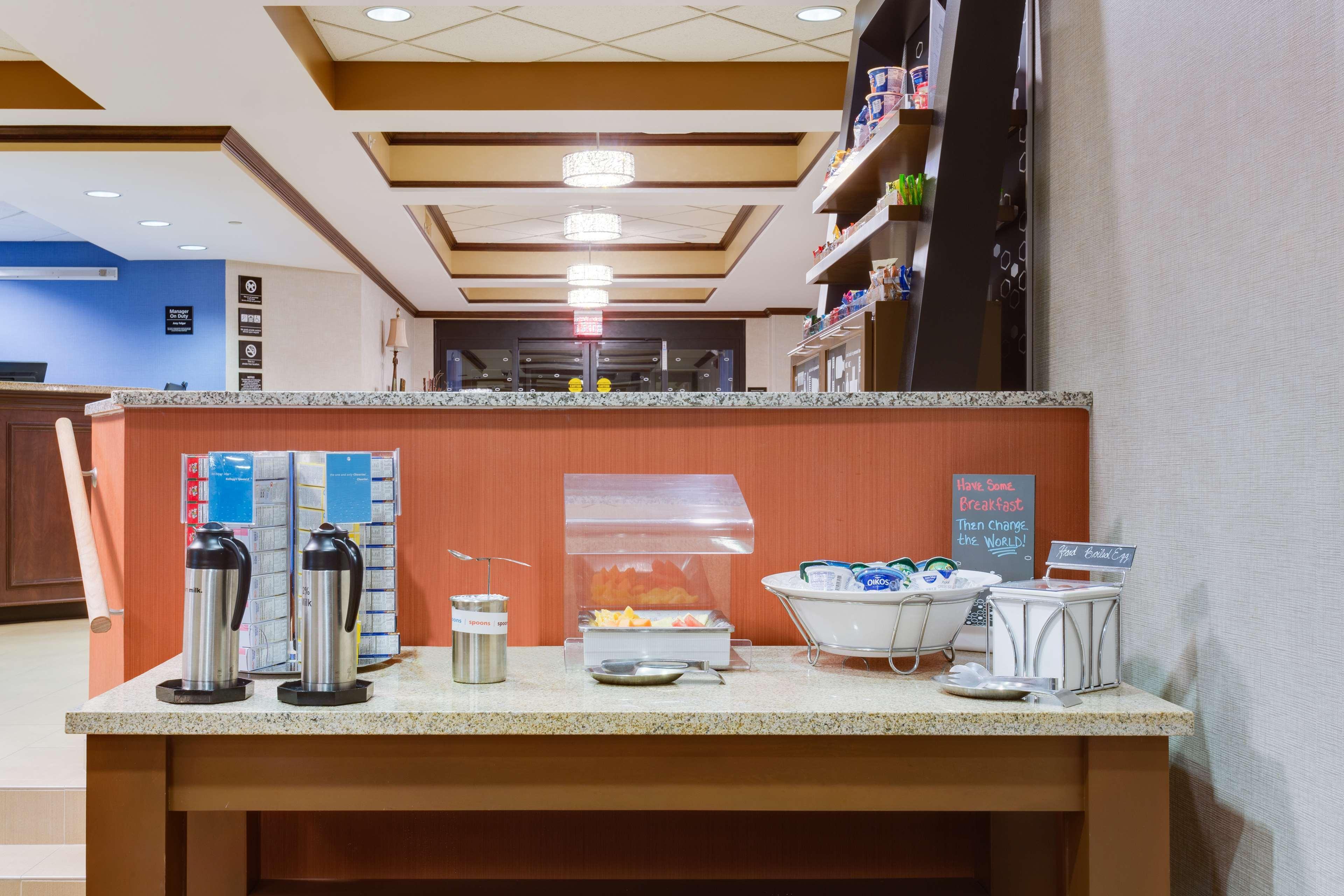 汉普顿匹兹堡/西米夫林酒店 外观 照片